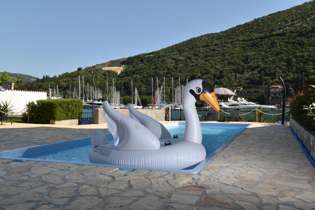 Apartments Pralas Mokošica Exteriör bild