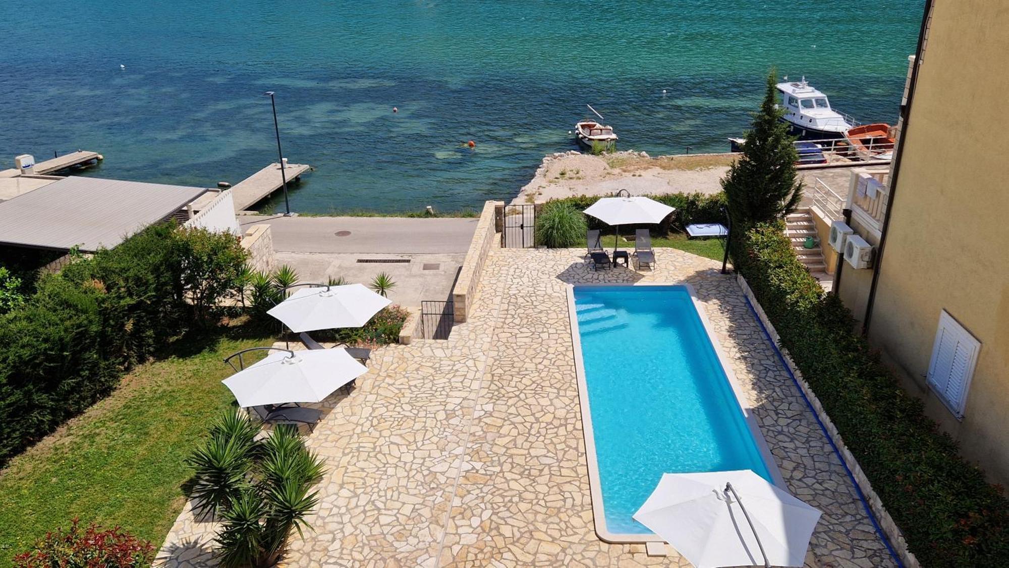 Apartments Pralas Mokošica Exteriör bild